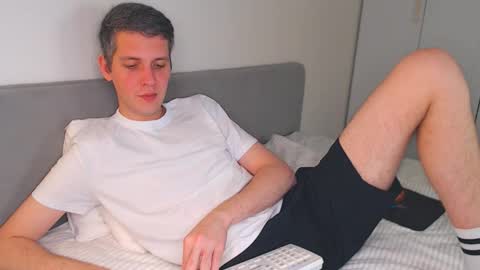 Oliver online show from 17, 11, 2025