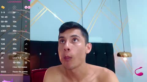 Snapshot of oliver_king_sex chatting on 25, 2, 2025 Oliver Smith online show from 25, 2, 2025