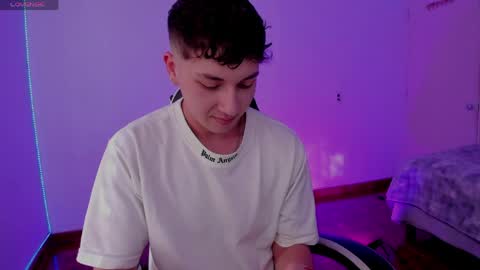 oliveeer online show from 22, 5, 2026