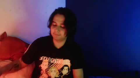 oliver_laid_2023 online show from 7, 1, 2025