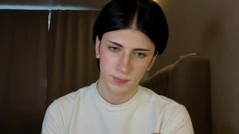 oliver online show from 25, 3, 2026