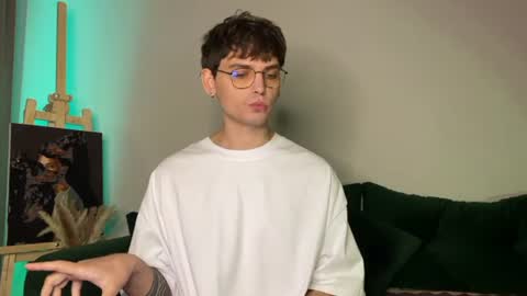 oliverlawrence online show from 12, 7, 2026