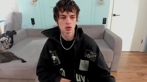 Snapshot of oliverrgroove chatting on 28, 12, 2024 oliverrgroove online show from 28, 12, 2024