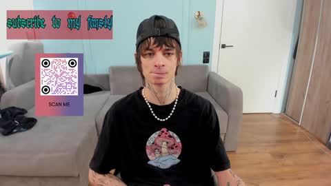 Snapshot of oliverrgroove chatting on 4, 2, 2025 oliverrgroove online show from 4, 2, 2025