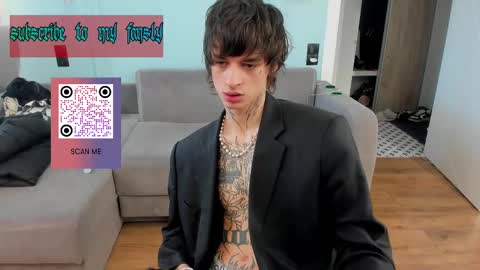 Snapshot of oliverrgroove chatting on 21, 2, 2025 oliverrgroove online show from 21, 2, 2025