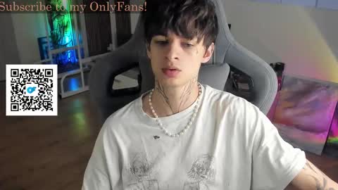 Snapshot of oliverrgroove chatting on 20, 9, 2025 oliverrgroove online show from 20, 9, 2025