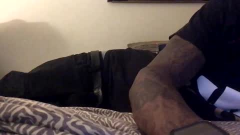 olivertwist1273 online show from 5, 1, 2025