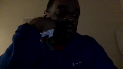 olivertwist1273 online show from 12, 1, 2025