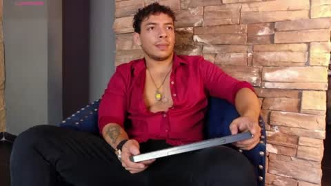 Snapshot of oliverwyse chatting on 17, 6, 2026 Oliver online show from 17, 6, 2026