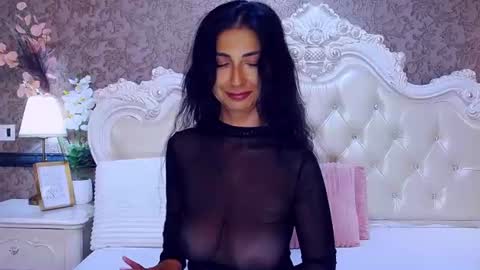 Olive online show from 10, 7, 2026