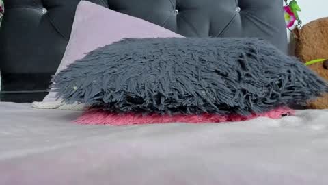 ..................................... 500 am- 1200 pm GMT-5 online show from 26, 1, 2025