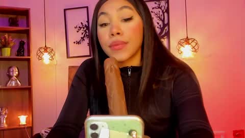 Snapshot of olivia__ds chatting on 6, 2, 2025 Olivia online show from 6, 2, 2025