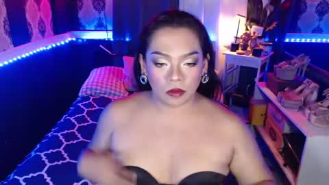 Snapshot of olivia_barda chatting on 2, 7, 2026 OLIVIA online show from 2, 7, 2026