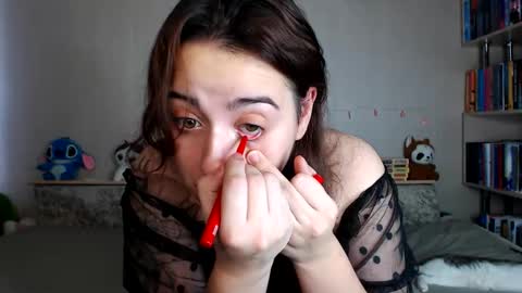 Snapshot of olivia_defo chatting on 22, 10, 2025 olivia_defo online show from 22, 10, 2025