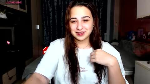 Snapshot of olivia_defo chatting on 4, 11, 2025 olivia_defo online show from 4, 11, 2025