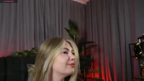 SaraConor online show from 22, 4, 2026