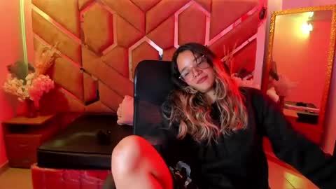 Snapshot of olivia_fox69 chatting on 23, 7, 2026 OLIVIA online show from 23, 7, 2026