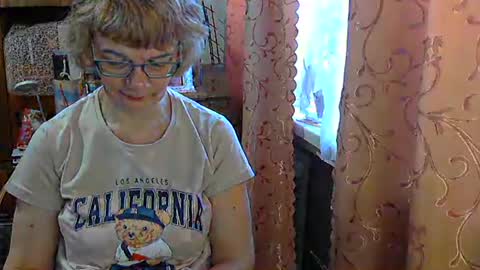 Olivia Mia online show from 23, 3, 2026