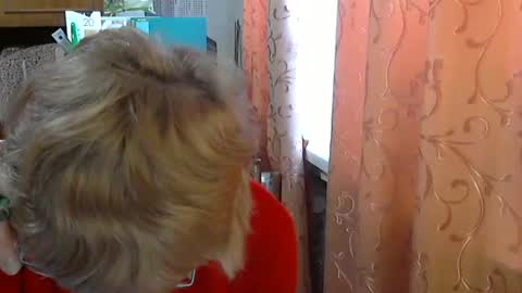 Olivia Mia online show from 10, 4, 2026