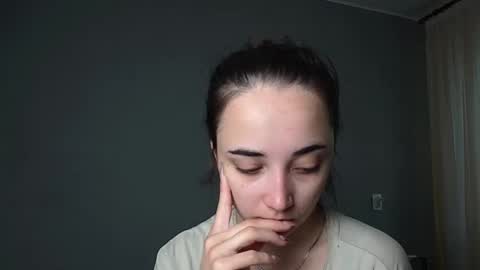 Snapshot of olivia_oliv chatting on 13, 5, 2026 Olivia online show from 13, 5, 2026