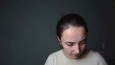 Snapshot of olivia_oliv chatting on 9, 6, 2026 Olivia online show from 9, 6, 2026