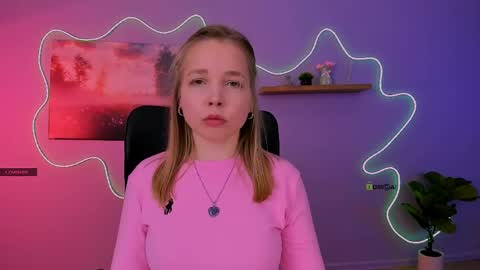 Sweet Olivia online show from 19, 4, 2026