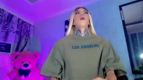 oliviahot01 online show from 6, 7, 2026
