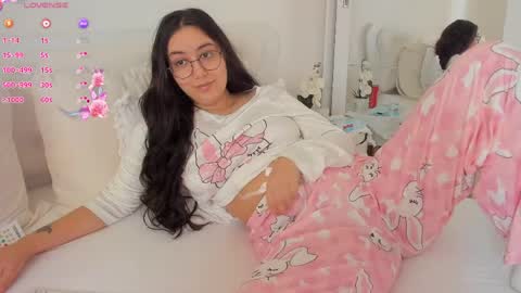 Olivia online show from 9, 4, 2026