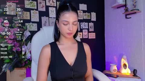 Olivia Mcneill  online show from 21, 1, 2025