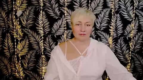 Kelly online show from 6, 2, 2025