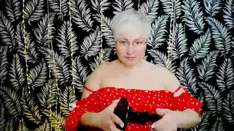 Kelly online show from 7, 6, 2026