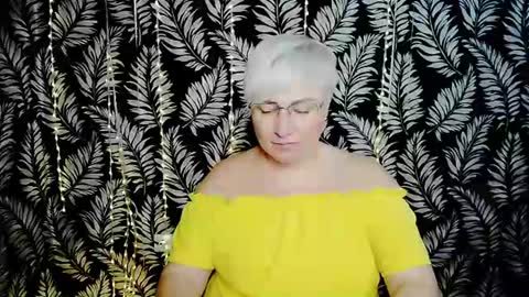 Kelly online show from 6, 7, 2026