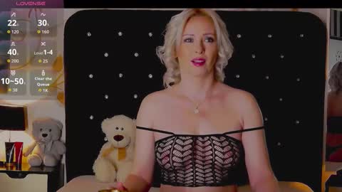 Snapshot of oliviashaw22 chatting on 10, 2, 2026 Olivia online show from 10, 2, 2026