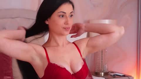 OliviaSway online show from 15, 12, 2025