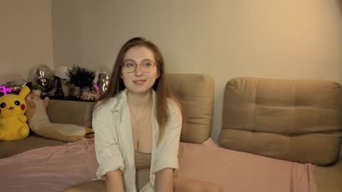 Snapshot of oliviavele chatting on 17, 2, 2026 Kylie online show from 17, 2, 2026