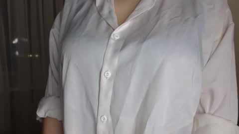 Snapshot of oliviavele chatting on 4, 3, 2026 Kylie online show from 4, 3, 2026