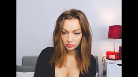 OliviaWomen online show from 22, 12, 2024