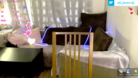Snapshot of ollie_jamess chatting on 7, 6, 2026 ollie_jamess online show from 7, 6, 2026