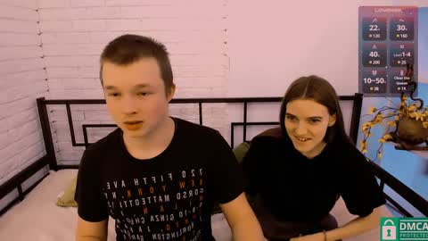 Snapshot of ollistiw chatting on 4, 12, 2024 Olli and Stiw online show from 4, 12, 2024