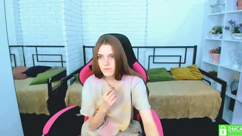 Snapshot of ollistiw chatting on 4, 2, 2025 Olli and Stiw online show from 4, 2, 2025