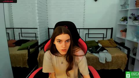 Snapshot of ollistiw chatting on 5, 2, 2025 Olli and Stiw online show from 5, 2, 2025