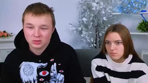 Snapshot of ollistiw chatting on 22, 11, 2025 Olli and Stiw online show from 22, 11, 2025