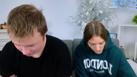 Snapshot of ollistiw chatting on 30, 11, 2025 Olli and Stiw online show from 30, 11, 2025