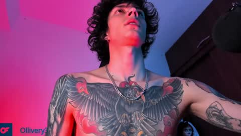 Snapshot of olliver___y chatting on 31, 12, 2024 online show from 31, 12, 2024