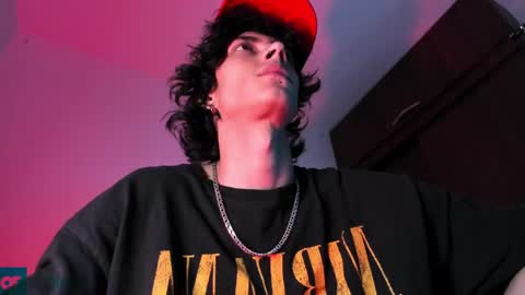 Snapshot of olliver___y chatting on 24, 2, 2025 online show from 24, 2, 2025