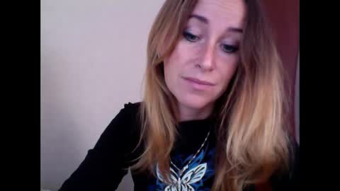 olyra11 online show from 7, 10, 2025