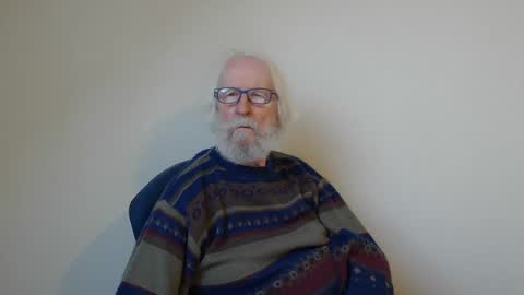 Snapshot of onanister chatting on 12, 1, 2025 Somewhere over the rainbow online show from 12, 1, 2025