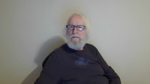 Snapshot of onanister chatting on 15, 1, 2025 Somewhere over the rainbow online show from 15, 1, 2025