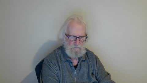 Snapshot of onanister chatting on 23, 1, 2025 Somewhere over the rainbow online show from 23, 1, 2025