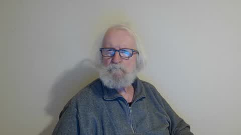 Snapshot of onanister chatting on 25, 1, 2025 Somewhere over the rainbow online show from 25, 1, 2025